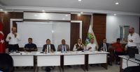 2025 yılı Hububat Hasat Sezonunun açılış proğramına;Karapınar  Belediye Başkanı İbrahim Önal, Ziraat Odası Başkanı Durmuş Üner, TMO Konya Başmüdürü Mehmet Barlak,Ziraat Bankası Konya Bölge Başkanı Engin Kızılok, TMO Konya Başmüdür Yardımcısı Muhammet Zengin,TMO Karaman Şube Müdürü Abdulkadir KOÇ,TMO Konya Ticaret Servis Şefi Ahmet Ünal, AK Parti İlçe Başkanı Ahmet Ersoy, İlçe Müftü Vekili Talip Demirci, Din Hizmetleri Uzmanı Berat Kolay,Ziraat Bankası Karapınar Şube Müdürü Ali Yavuz Çay, Karapınar Ticaret Borsası Yönetim Kurulu Başkanı Ahmet Ulusoy ve Yönetim Kurulu,Meclis Üyeleri ile personelleri, hububat alım satımı yapan Tüccarlar ve hububat üreticilerimiz katıldı.